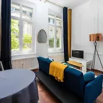 Plein Centre, Parking Prive Et Securise Hors Suv , 1 Lit Et 1 Couchage D'appoint Pour Enfant