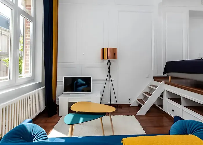 Plein Centre, Parking Prive Et Securise Hors Suv , 1 Lit Et 1 Couchage D'appoint Pour Enfant