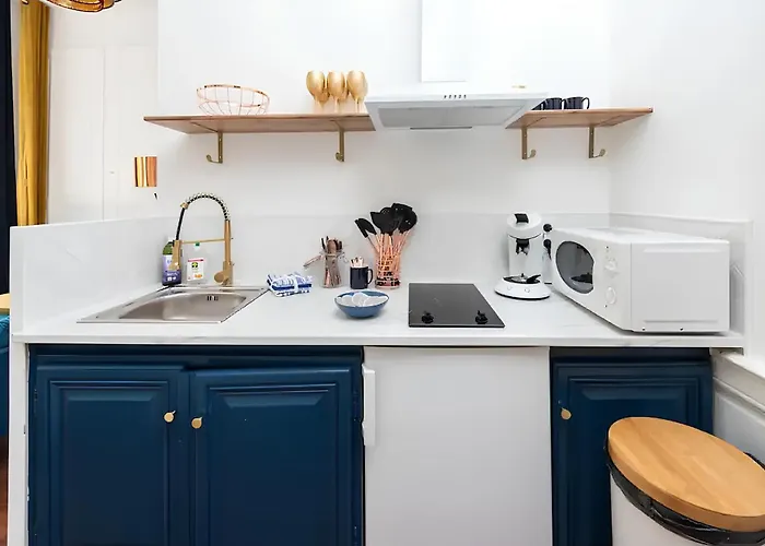 Plein Centre, Parking Prive Et Securise Hors Suv , 1 Lit Et 1 Couchage D'appoint Pour Enfant Apartment *